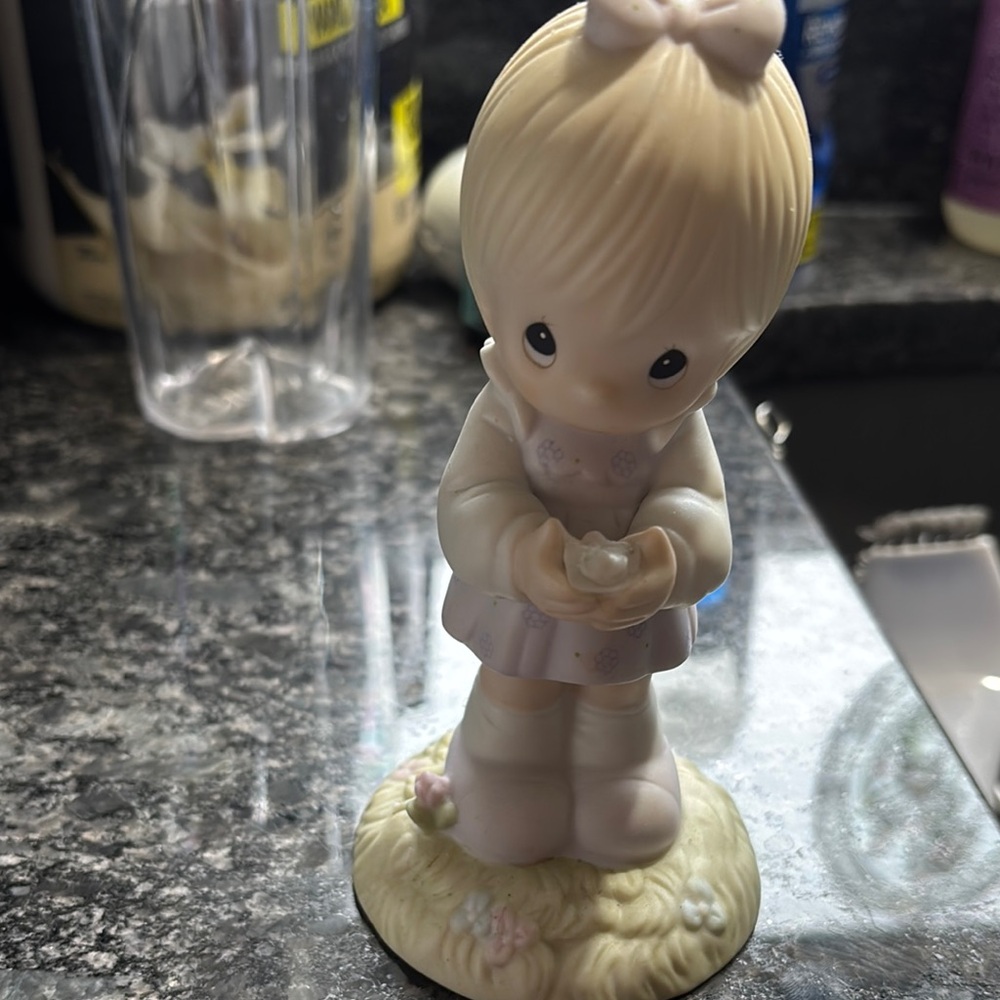 VTG Precious Moments “Wishing You A Happy Easter” Figurine